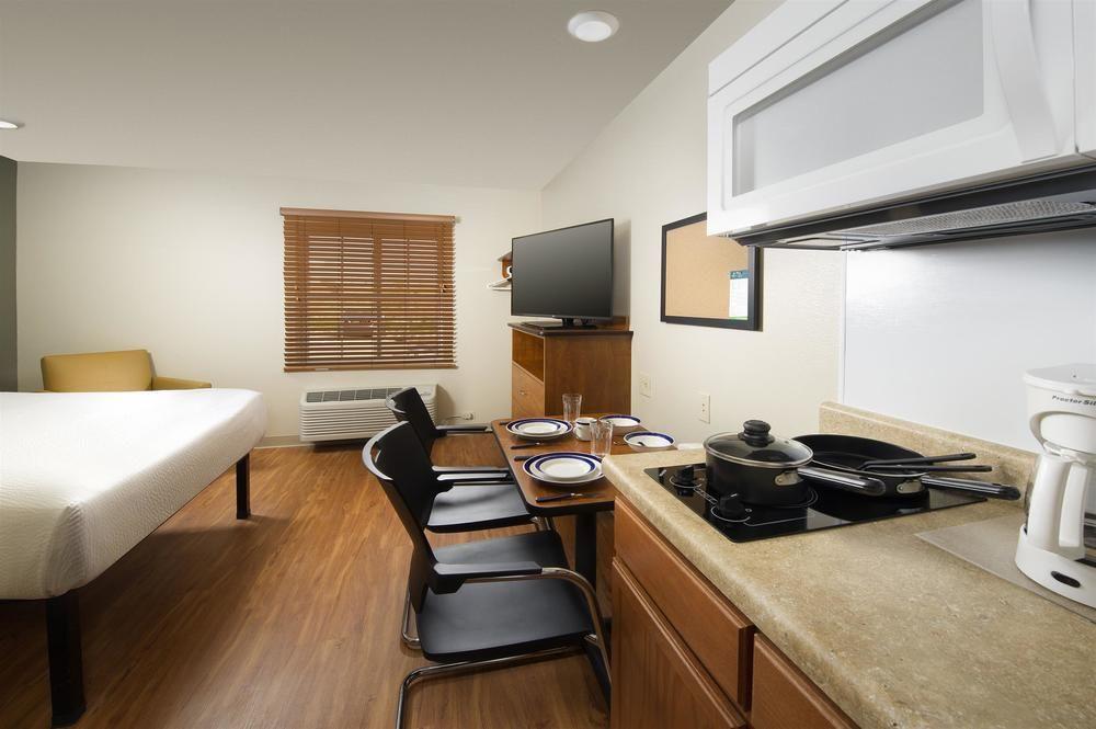 Extended Stay America Suites - Denver - Airport Aurora Exterior photo