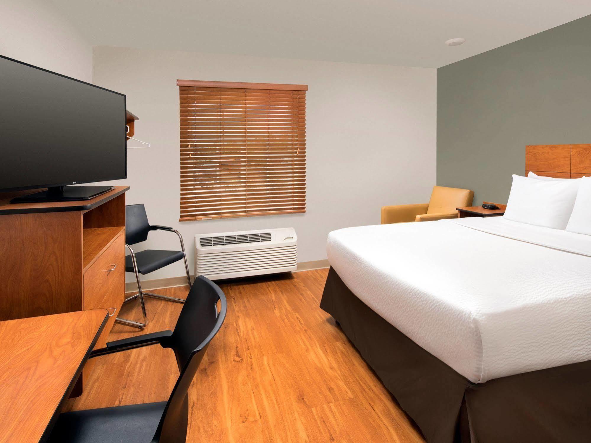 Extended Stay America Suites - Denver - Airport Aurora Exterior photo