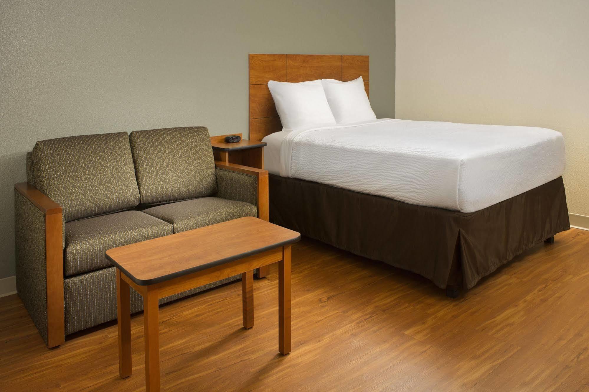 Extended Stay America Suites - Denver - Airport Aurora Exterior photo